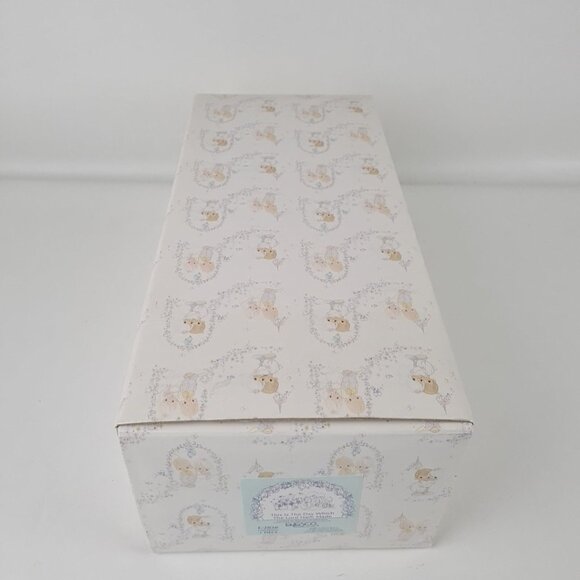 Precious Moments E-2838 This Is The Day Which The Lord Hath Made Figurine - Picture 5 of 7